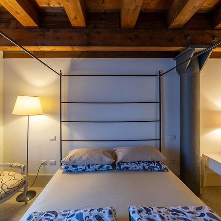 Youatmolino Canal View Apartment Venetië Buitenkant foto