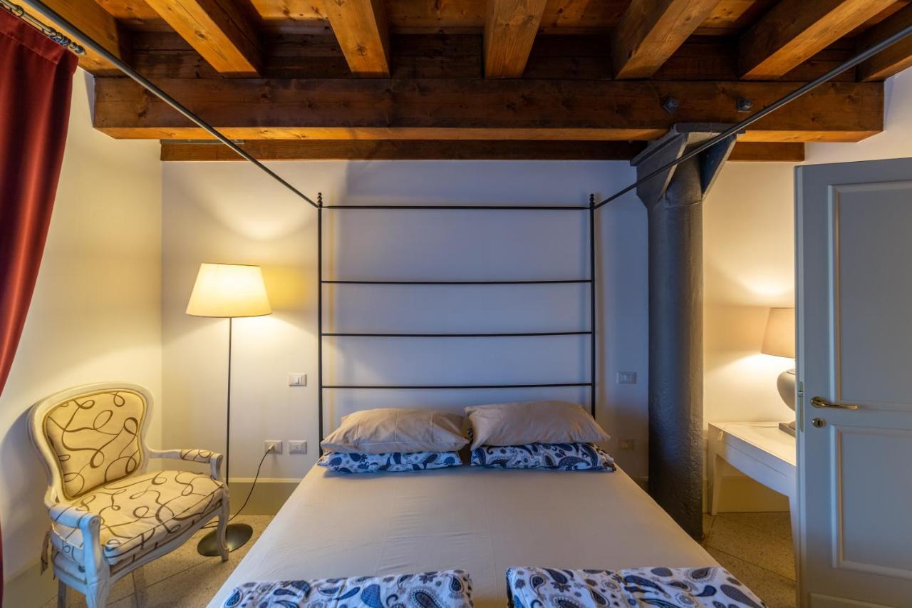Youatmolino Canal View Apartment Venetië Buitenkant foto