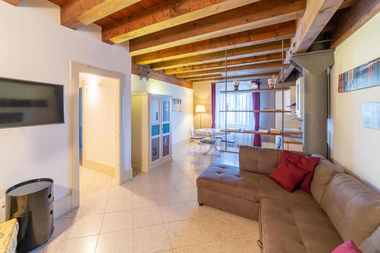 Youatmolino Canal View Apartment Venetië Buitenkant foto