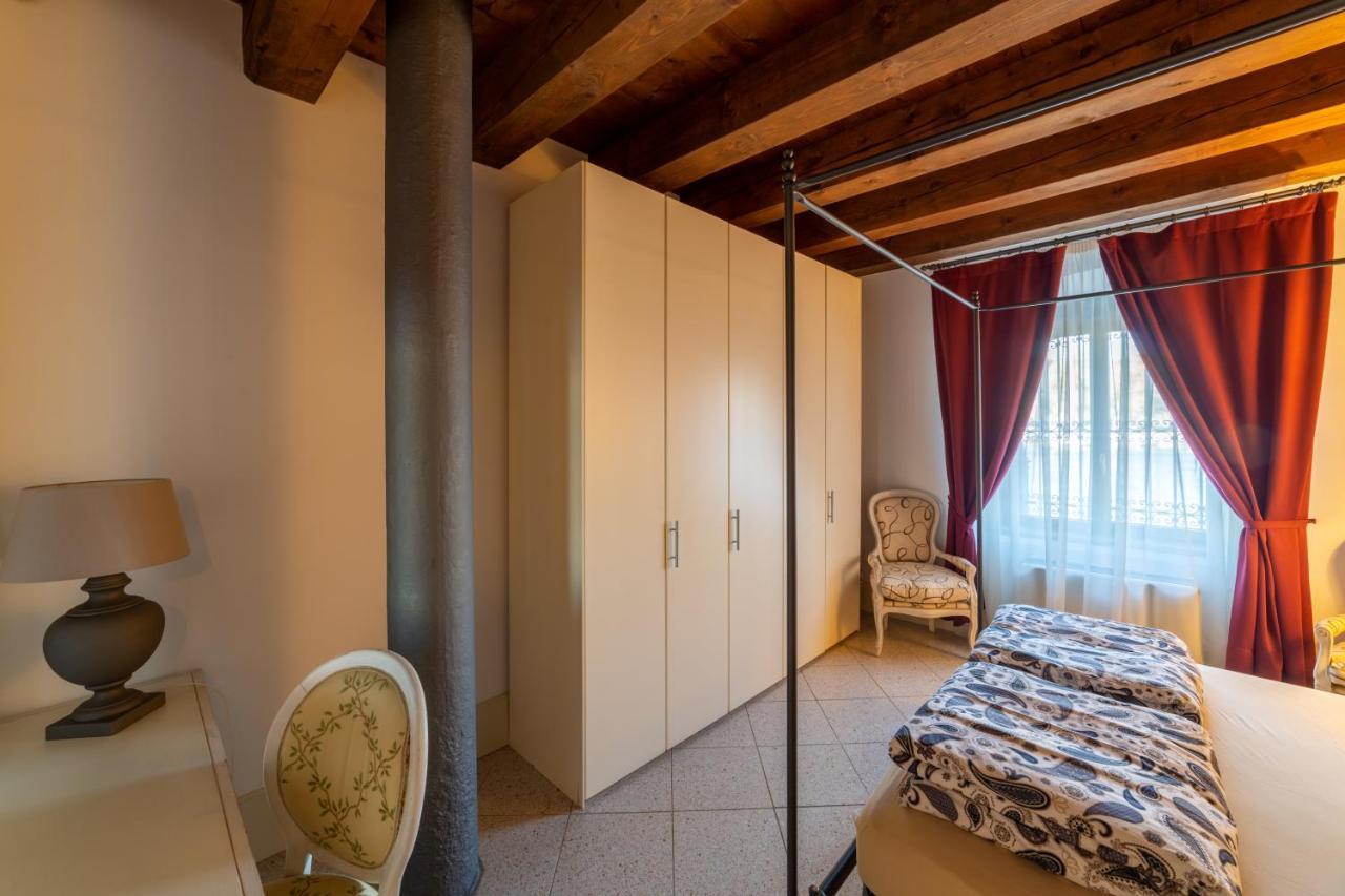 Youatmolino Canal View Apartment Venetië Buitenkant foto